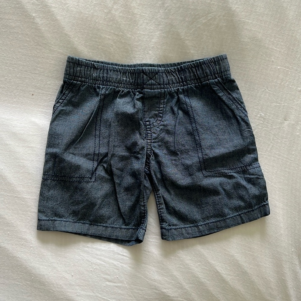 Carter’s light denim 2T shorts.